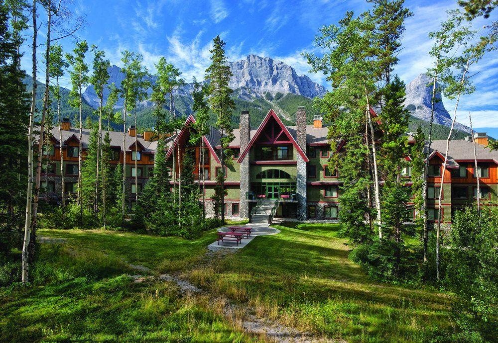 RUNDLE CLIFFS LUXURIOUS TWO BEDROOM MOUNTAIN LODGE | CANMORE, CANADA ...